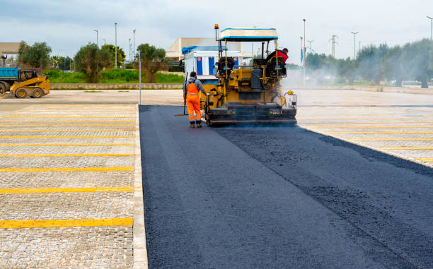 Best Driveway Paving Contractor  in Crossville, AL