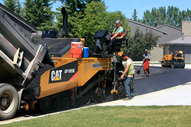 Best Driveway Paving Contractor  in Crossville, AL